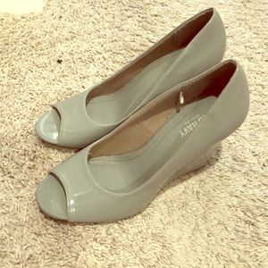 Grey open toed wedges